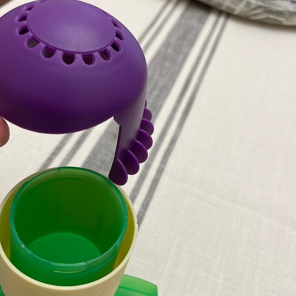 Angry Mom Microwave Cleaner - Picture 5 of 6